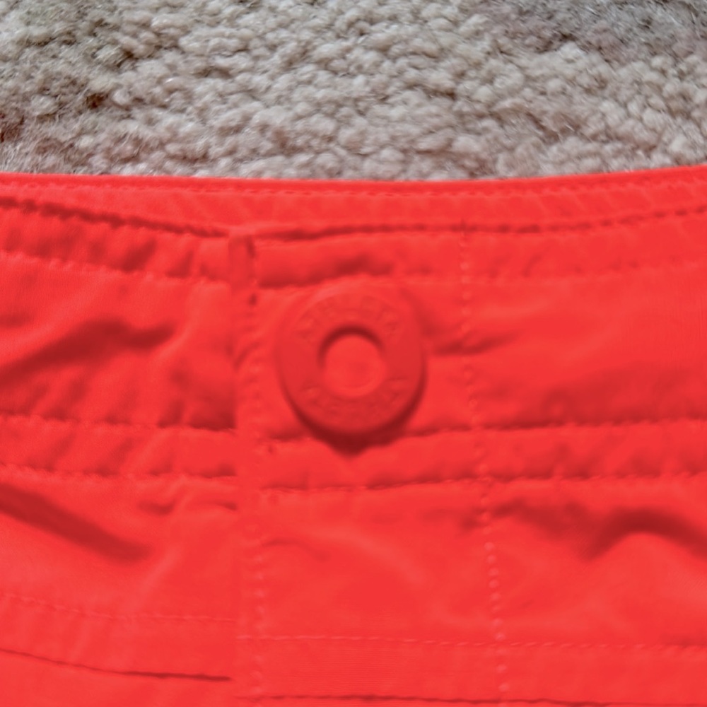 Athleta Orange Shorts. Size 0 - Picture 4 of 4